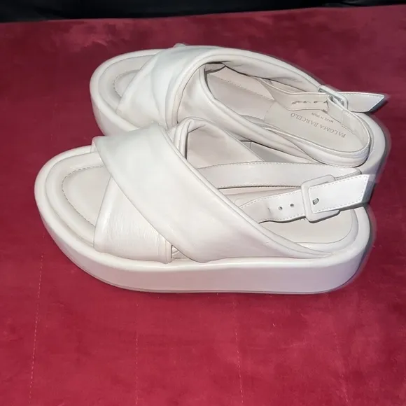 PALOMA BARCELÓ SANDALS.  Size 39.  Like new in great condition.