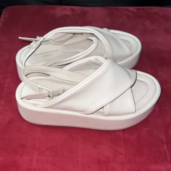 PALOMA BARCELÓ SANDALS.  Size 39.  Like new in great condition.