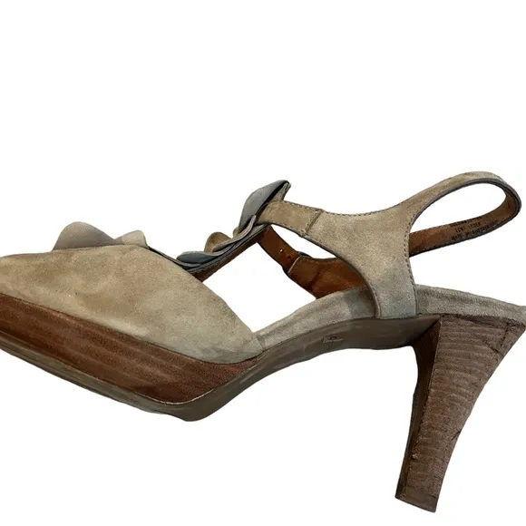 Paul Green Lava T-strap Taupe Suede Ruffle Platform Heels Sandals