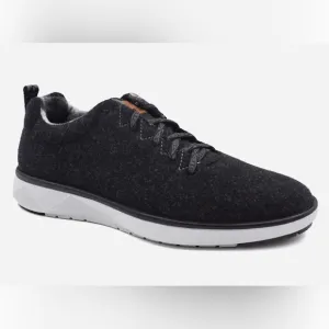 PENDLETLON WOOL SNEAKERS SIZE 8.5 MENS