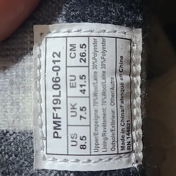 PENDLETLON WOOL SNEAKERS SIZE 8.5 MENS