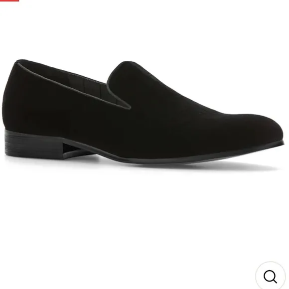PERRY ELLIS VELVET LOAFERS