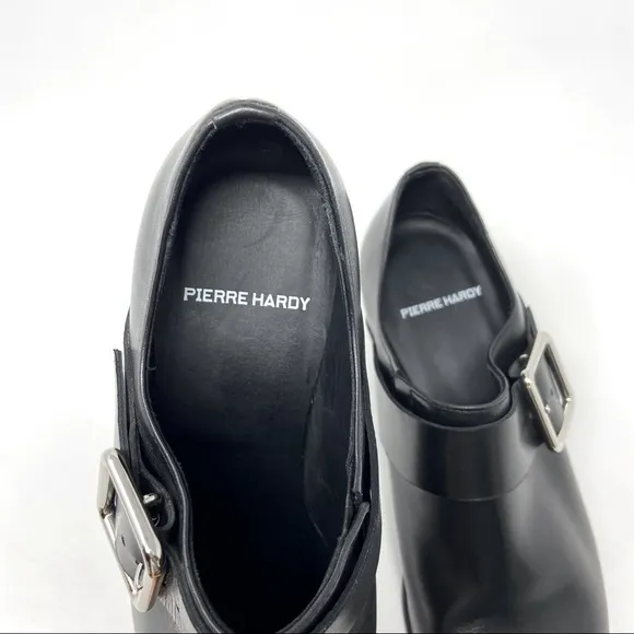 PIERRE HARDY Joni Leather Buckle Loafers