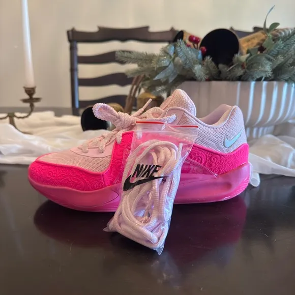 Pink Sneakers with Cushioned Sole and Mesh Design