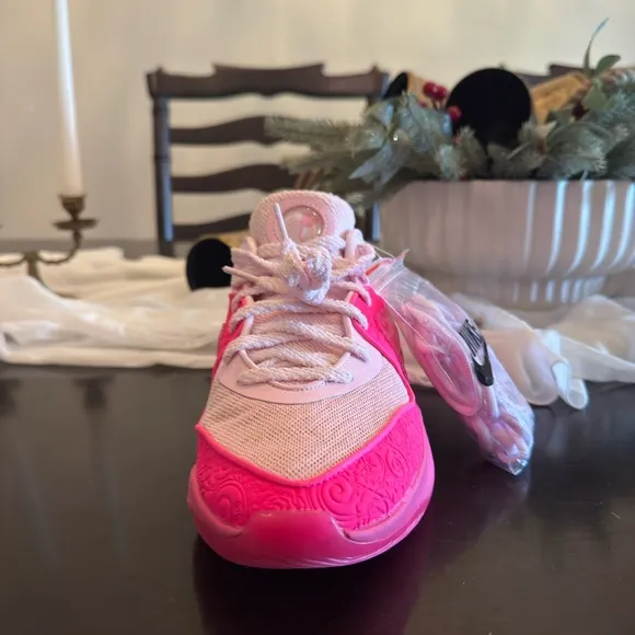 Pink Sneakers with Cushioned Sole and Mesh Design