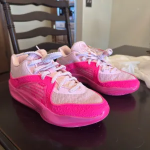 Pink Sneakers with Cushioned Sole and Mesh Design