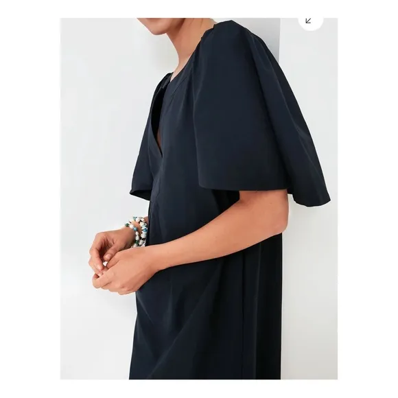 POMANDER PLACE Deep Navy Finley Flutter Sleeve Dress