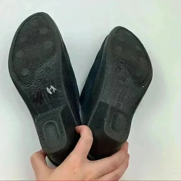 Portania clogs size 39 navy blue nubuck suede