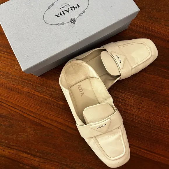 PRADA LOAFERS (SLIDES)