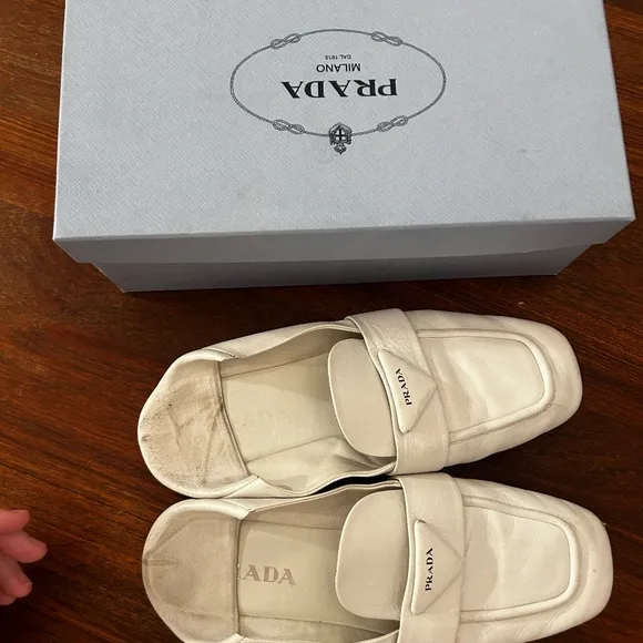 PRADA LOAFERS (SLIDES)