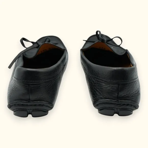 PRADA Women's Shoes Black Leather Driving Loafer with Gold Logo‎ Detail Size 6.5
