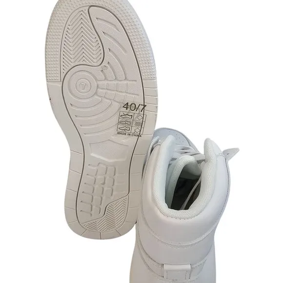 Pretty Little Things Womens 7 White Laceup HighTop Chunky Sole Platform Sneakers