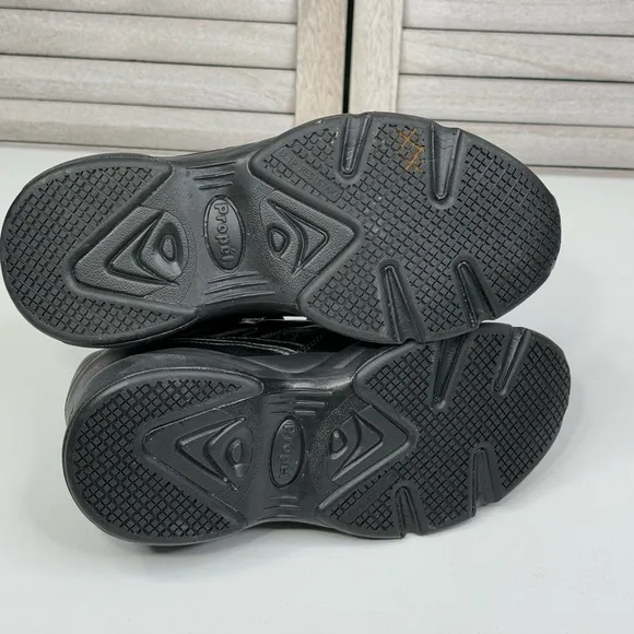 PROPET Stana Leather Slip Resistant Sneakers Black-7.5 (XXW-4E)
