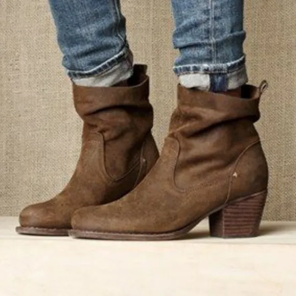 RAG &amp; BONE Mercer 2 Distressed Suede Pull-On Boots