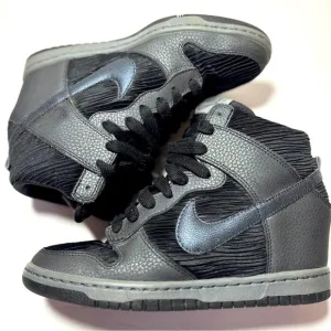 RARE Gray/Black Nike Sky Hi Dunks corduroy leather Wedge Sneaker Size 8 Women’s