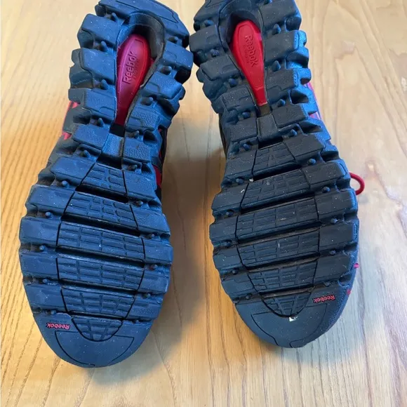 Reebok Red and Black Sneakers with Breathable Mesh and Zigzag Sole