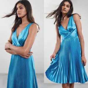 Reiss Alicia Satin Pleated Midi Dress Blue Sz 8 Crossover V-Neck Plunge Neckline
