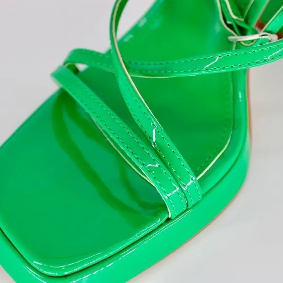 Reitoye Platform High Hunky Open toe Heels Women’s Size 9 in Green NEW
