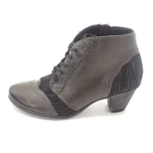 Remonte Black Leather Ankle Boots Floral Embossed‎ Striped Detail Comfort Heels