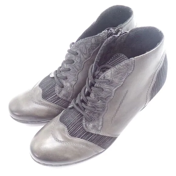 Remonte Black Leather Ankle Boots Floral Embossed‎ Striped Detail Comfort Heels