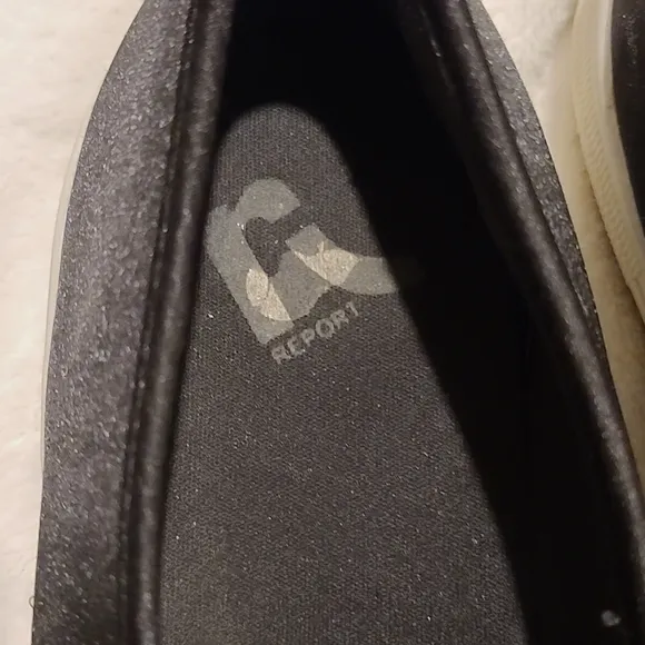 REPORT Aioli Pearl Round Toe Slip-on Sneakers Loafers with Faux Pearls Size 8.5