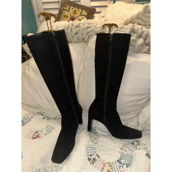 RICHARD TYLER BLACK SUEDE SLEEK HIGH HEEL BOOTS 8
