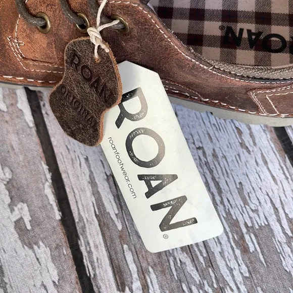 ROAN - Arlo Men’s Distressed Sneaker in Tan Greenland - Sz 11