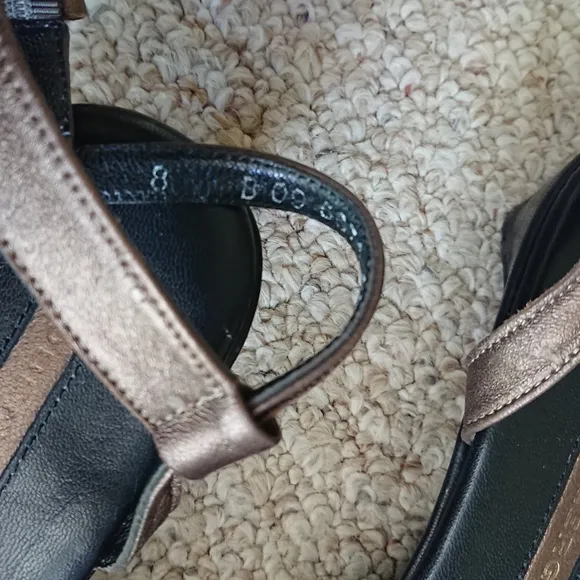 Robert CLERGERIE lambskin leather Bronze SANDALS size 8