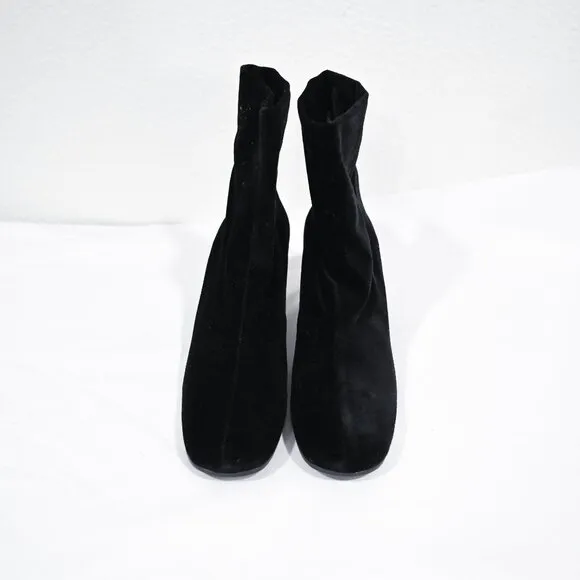 Robert Clergerie Size 6.5 Velvet Pull on Square Toe Block Heel Boots