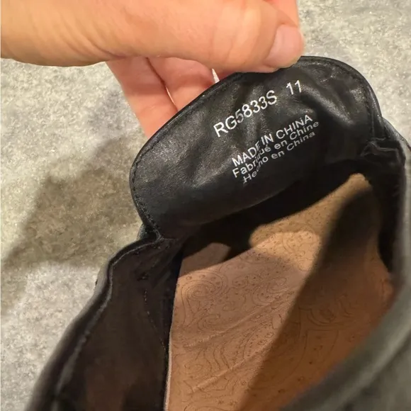 Robert Graham Thrower Suede Bit Loafer  sneakers Size 11 EUC