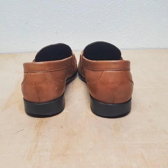 Rockport Tan Brown Slip-on Loafers Size 9.5