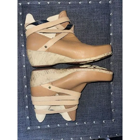 Rocky 4EurSole Motif RKH133 Boots Tan Women's Size 11-11.5 US (Runs Big) EU 42M