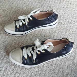 Ron White Nova Metallic Leather Wedge Sneakers size 8.5