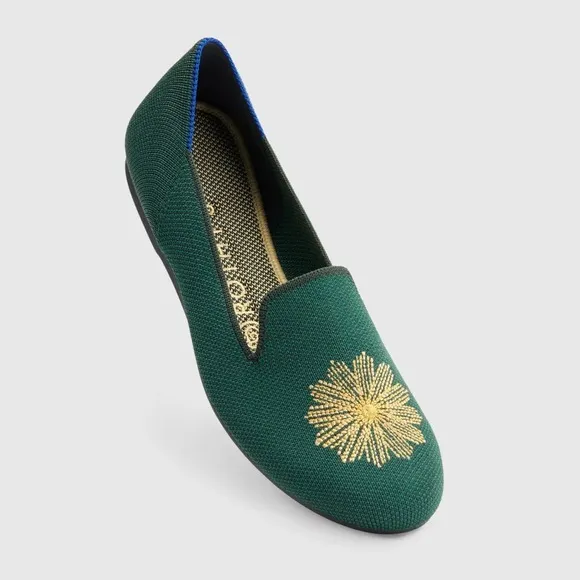 Rothy’s Almond Toe Evergreen Embroidered Loafers in Size 10