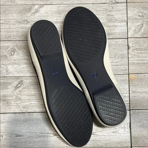 Rothy's Beige and Black Slip-On Flats