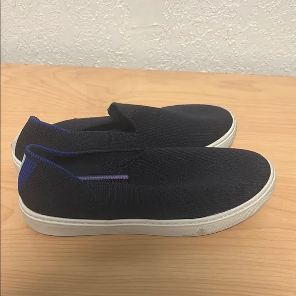 Rothy's Black Slip-On  flats Sneakers size 4 kids