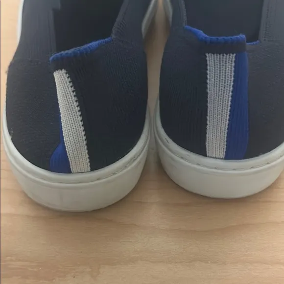 Rothy's Black Slip-On  flats Sneakers size 4 kids