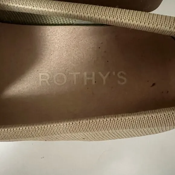 ROTHY’S DRIVER-BEIGE CASUAL SLIP‎ ON FLATS SIZE 10.5M