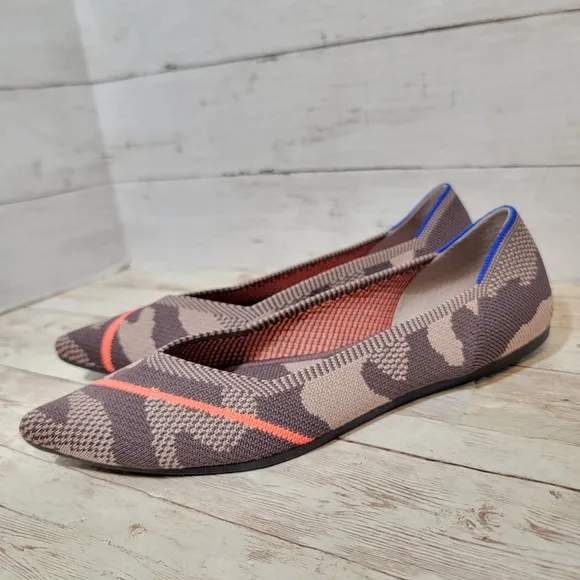 Rothy's NWOB the point in Taupe Camo orange stripe