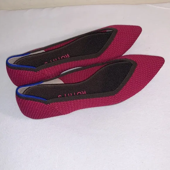 ROTHY’S SIZE 6.5 BRAND NEW AND GORGEOUS THE POINT SLIP ON FLATS
