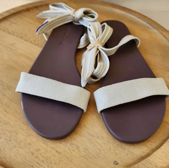 Rothy's strap sandals size 6.5