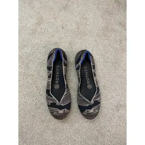 Rothy’s The Flat Golden Shimmer Slip On ballet flats size 5