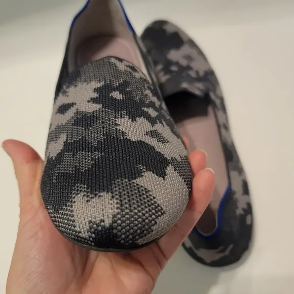 ROTHY'S The Loafer Olive Camo Green Flat Dress Shoes Round Toe Woman Size 9.5