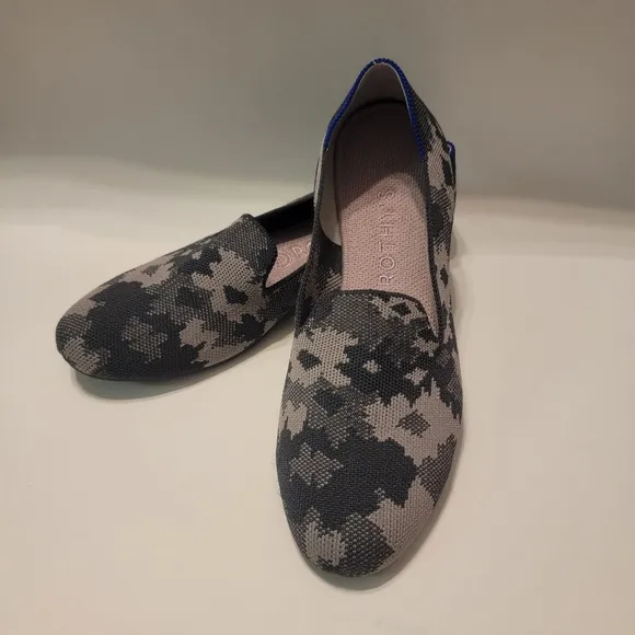 ROTHY'S The Loafer Olive Camo Green Flat Dress Shoes Round Toe Woman Size 9.5