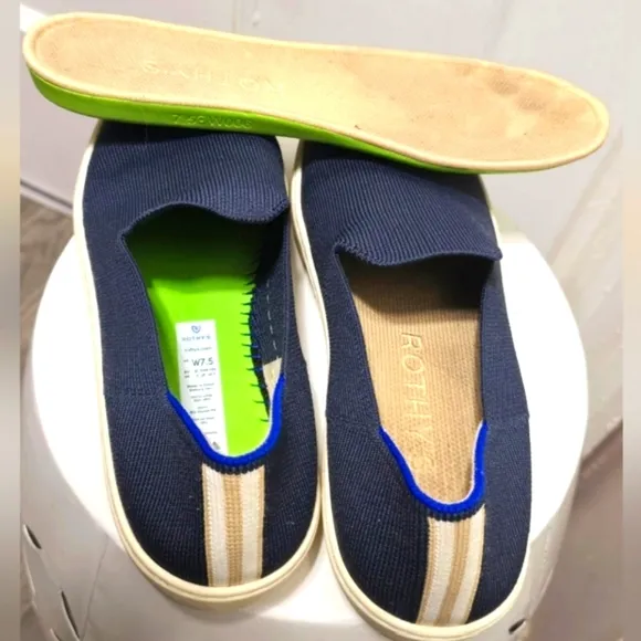 Rothy's The Original Blue Slip On Flats Womens Size 7.5🌴