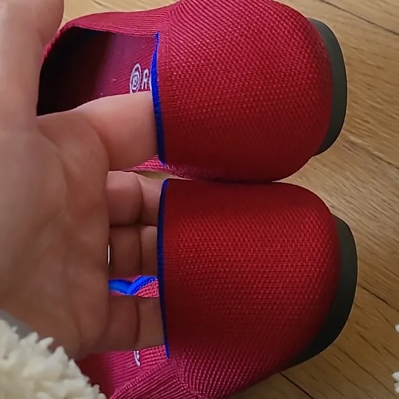Rothys  the  point slip on flats