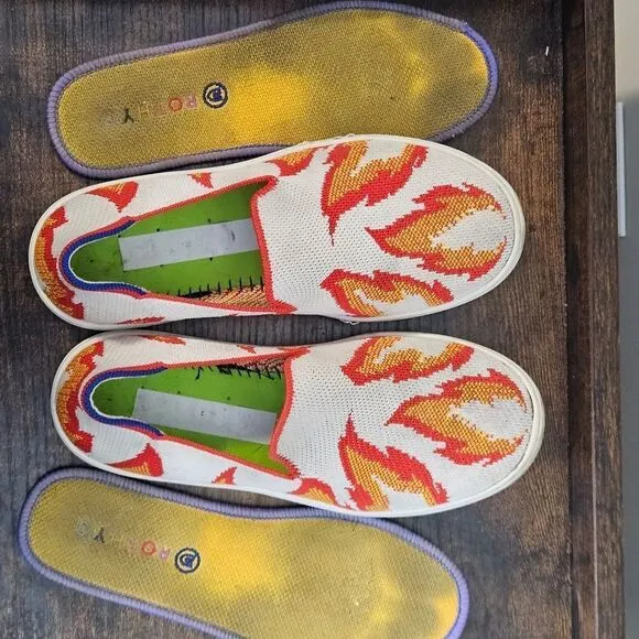 Rothy's The Kids Sneaker Flames Slip On Flats Shoes Big Kid Size 4
