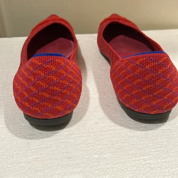 Rothy’s women Rare pattern! The Point Slip On Flats Shoe size 9.5 pinkish coral