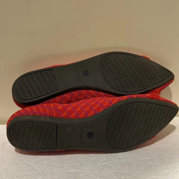 Rothy’s women Rare pattern! The Point Slip On Flats Shoe size 9.5 pinkish coral