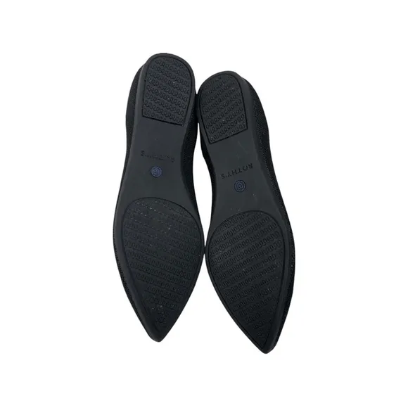 Rothy’s.  Women’s Black The Point Knit Flat Loafers Size W6